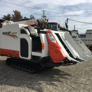 整備済み4条刈47馬力クボタコンバインER447モンロー付き。