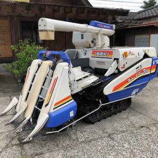 3条刈ヰセキコンバインHVG320G-ZKWCズームオーガ付き。