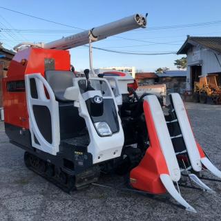 クボタコンバインAR218