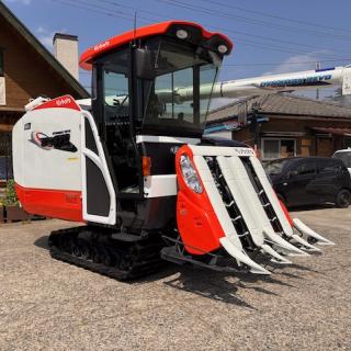 4条刈70馬力クボタコンバインER470キャビンとモンロー付き完全整備済み。