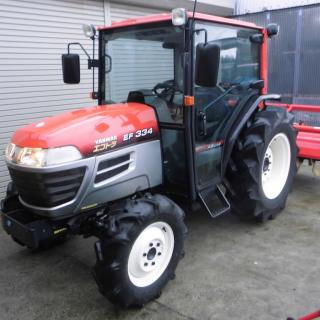 トラクターヤンマーEF334 4駆 34馬力 キャビン付き