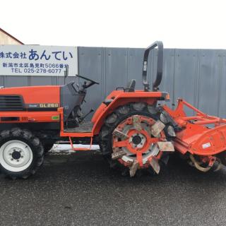 26馬力クボタトラクターGL260丁寧に使っており程度が良いです。