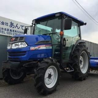 30馬力ヰセキトラクターATK300程度良好です。