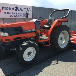 28馬力クボタトラクターGL280丁寧に使っており程度が良いです。