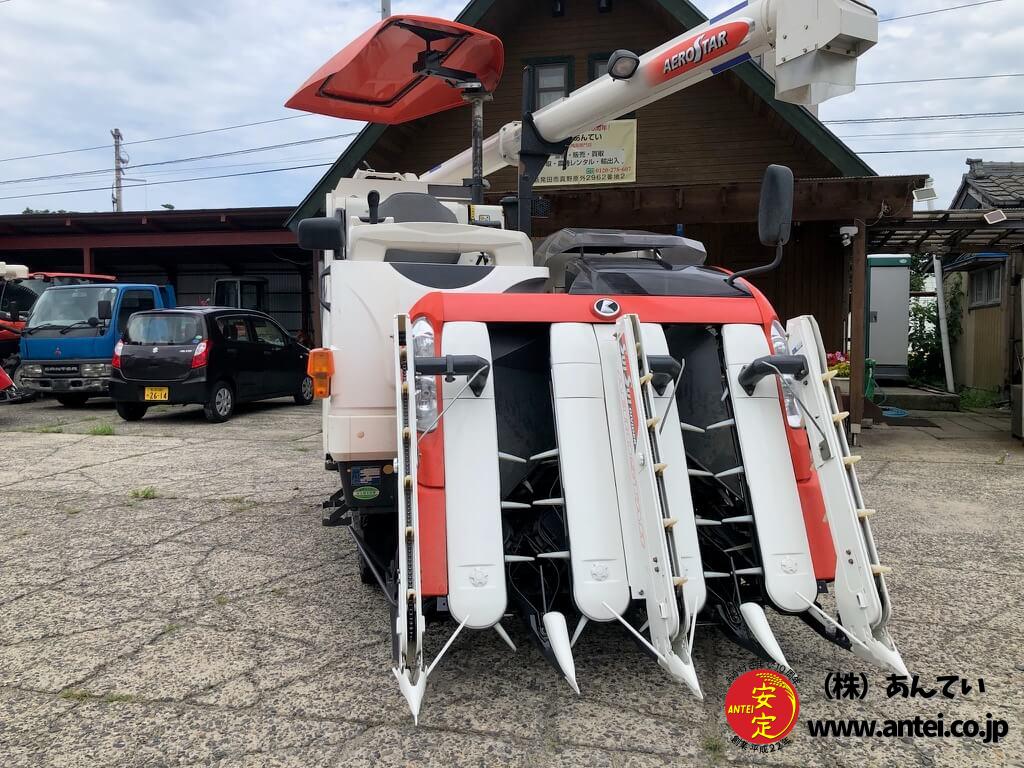 4条刈の60馬力クボタコンバインARN460モンローとスイスデバイダ 4条刈の60馬力クボタコンバインARN460モンローとスイスデバイダ