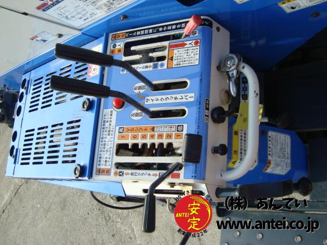 ロールベーラー イセキRBX850J 5.5馬力 クローラタイプ ⚙ 中古農機具