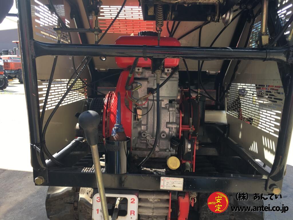 中古三菱小型自走ロールベーラーSR45 タカキタ製です。 ⚙ 中古農機具