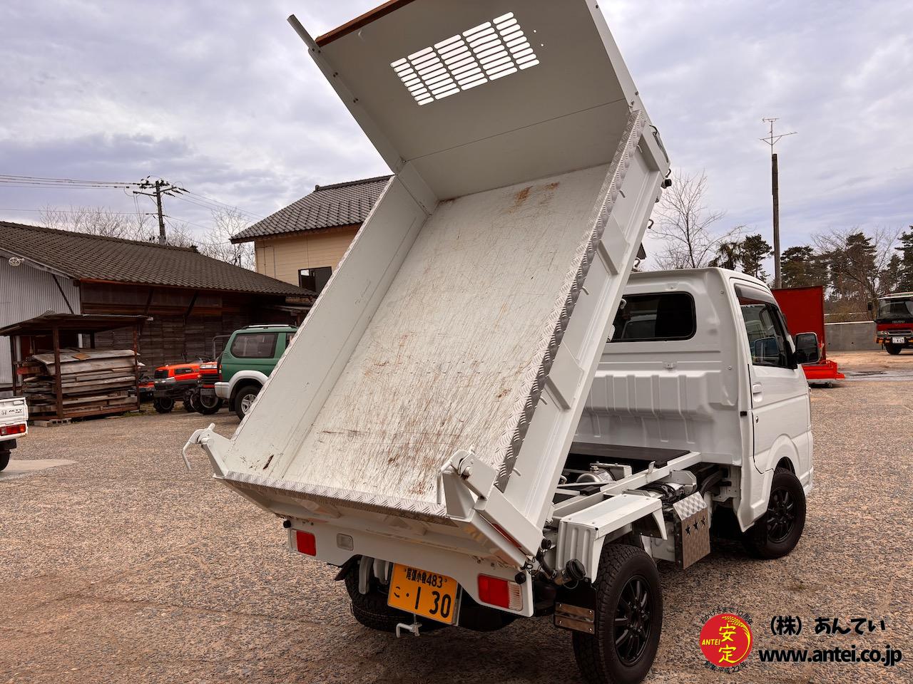 スズキキャリイ 頑丈ダンプ 3方開 4WDドラレコ ナビ ETC フォグランプ