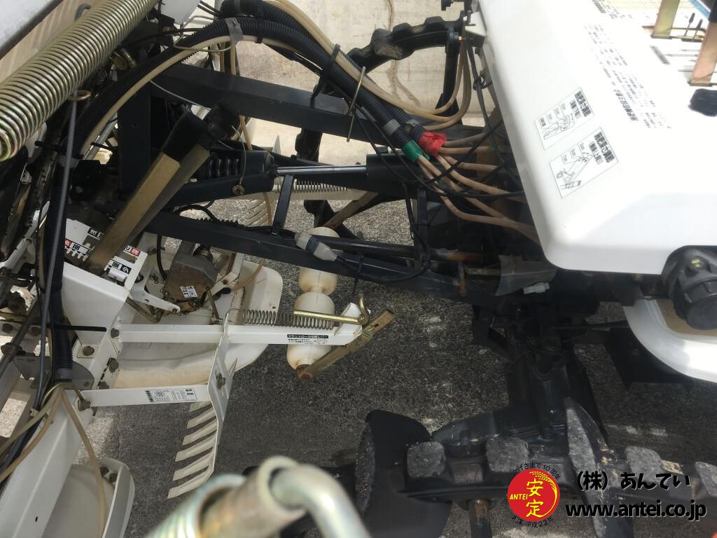 キレイ6条植クボタ田植機SPU650施肥使用型式と箱まきちゃん付き