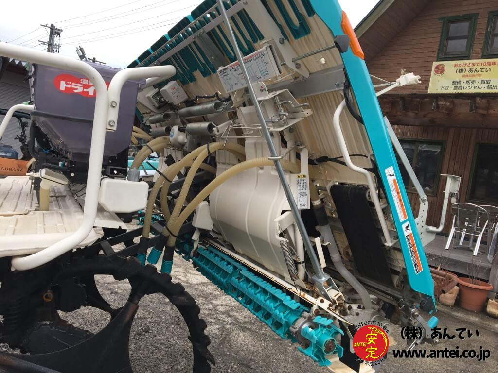 8条植クボタ田植機 NSD8ディーゼル21馬力です。 ⚙ 中古農機具