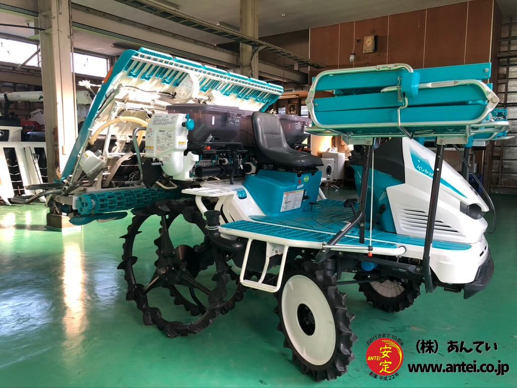 6条植クボタ田植機EP67キレイです。 ⚙ 中古農機具専門店 - (株) あん 