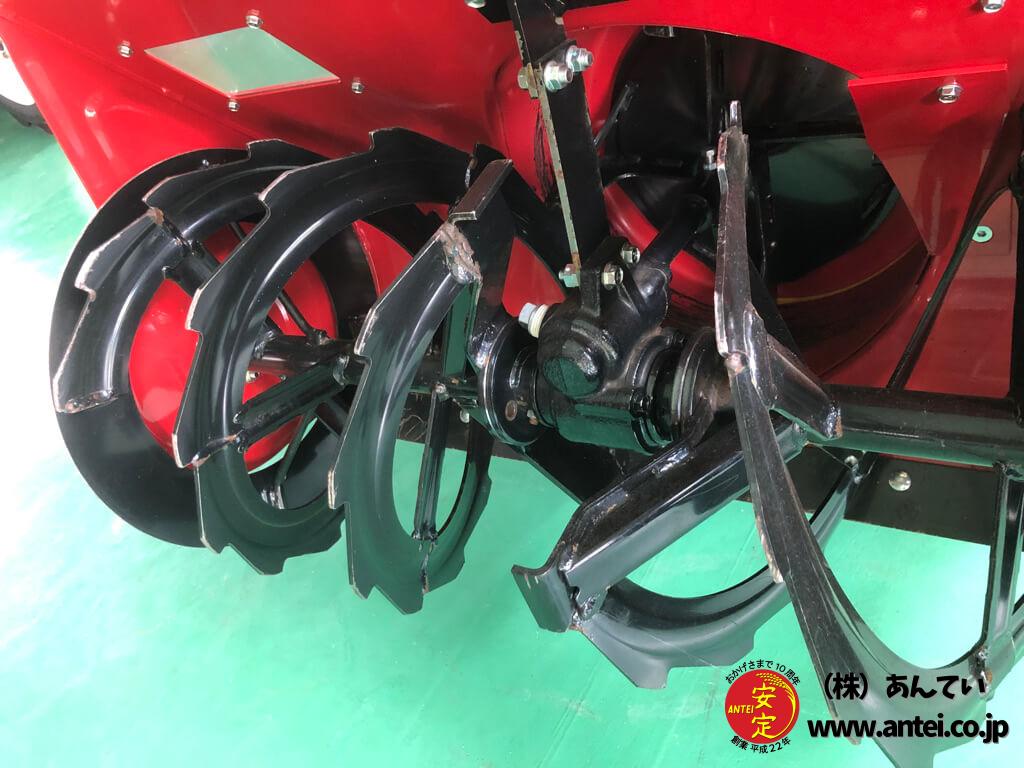 新型ワドー除雪機SX1092ディーゼル9馬力です。 ⬤ 中古農機具 新型ワドー除雪機SX1092ディーゼル9馬力です。 ⬤ 中古農機具