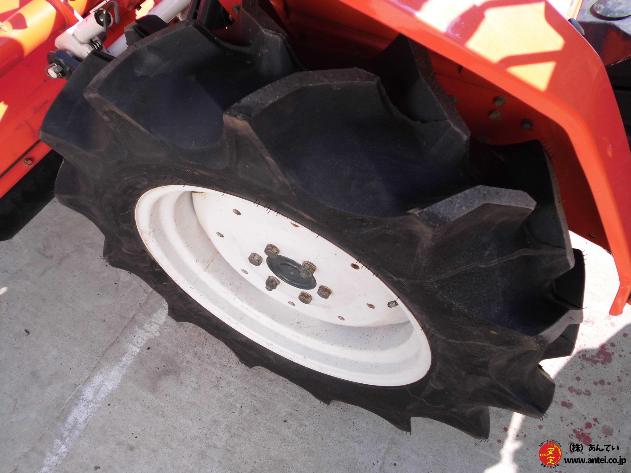 SOLD OUT】クボタ トラクター FT21F 21馬力 フロントローダー F仕様