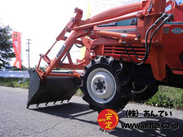 トラクタークボタ L1-225 22馬力 フロントローダー付き ⚙ 中古農機具 