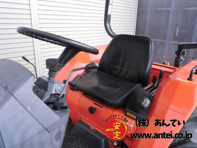 トラクター クボタ GL21 4駆 21馬力 屋根付き ⚙ 中古農機具専門店