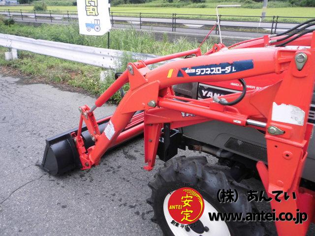 トラクター ヤンマーRS30 4駆 30馬力 安全フレーム付 フロント