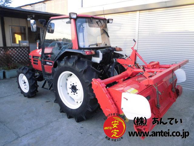 トラクター ヤンマーAF330 4駆 33馬力 ハイスピード キャビン付