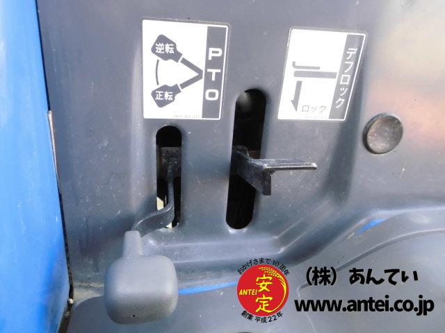 トラクター イセキ TG253F 4駆 25馬力 418時間 屋根付き