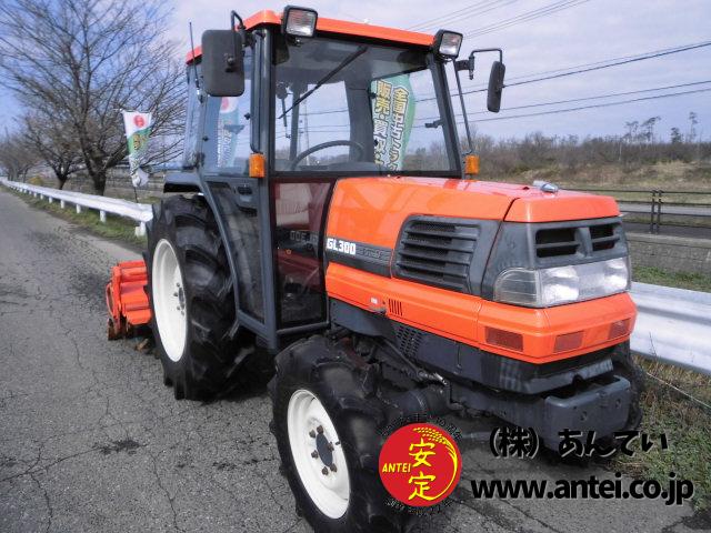 トラクター クボタ GL300 4駆 30馬力エアコンキャビン付 ⚙ 中古農機具