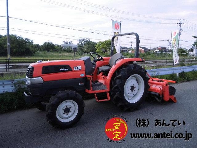 【SOLD OUT】クボタ トラクター KL30 30馬力 フロントローダー パワステ 自動水平 Uシフト クボタトラクターKL30☆30馬力