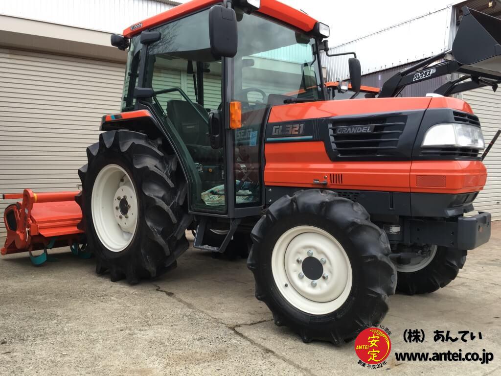 中古クボタトラクターGL321 33馬力Uシフトキャビン付き