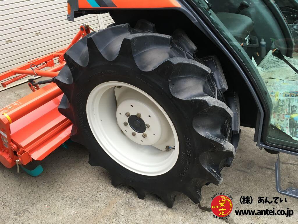 中古クボタトラクターGL321 33馬力Uシフトキャビン付き