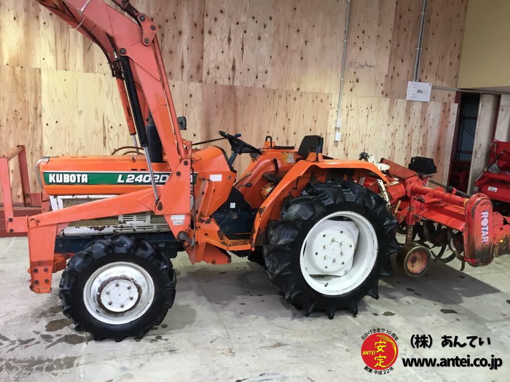 ☆実働☆レトロトラクター☆KUBOTA B6000 4WD 11馬力 ディーゼル