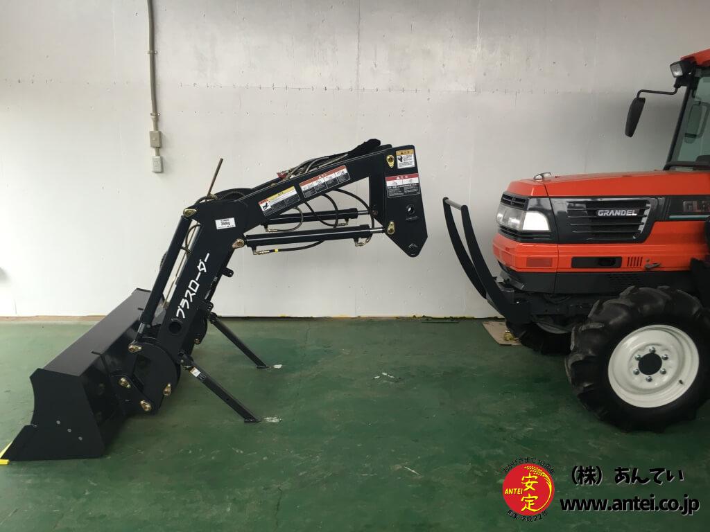 30馬力フロントローダー付きクボタトラクターGL300整備済みです