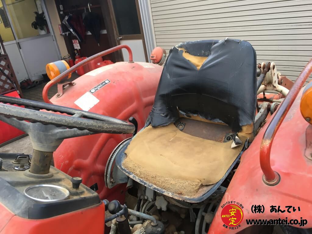 中古ヤンマートラクターYM3110Dフロントローダー付き。 ⚙ 中古農機具 中古ヤンマートラクターYM3110Dフロントローダー付き。 ⚙ 中古農機具