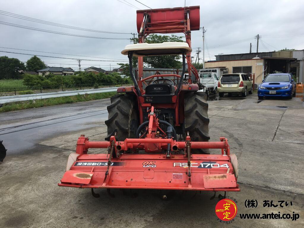 まだバンバン33馬力ヤンマトラクターAF33フロントローダー付き