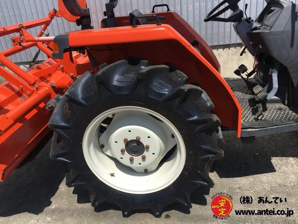 百万以内29馬力中古クボタトラクターGL29です。 ⚙ 中古農機具