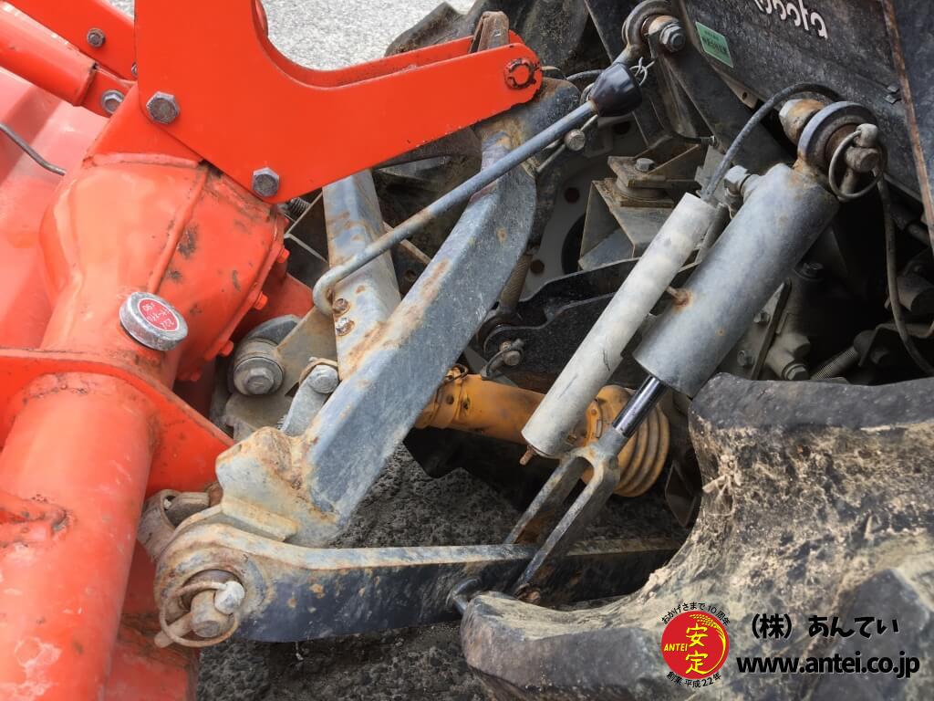 25馬力未整備クボタトラクターgl25カゴ車輪あります70万以内 中古農機具専門店 株 あんてい 25馬力未整備クボタトラクターgl25カゴ車輪あります70万以内 中古農機具専門店 株 あんてい