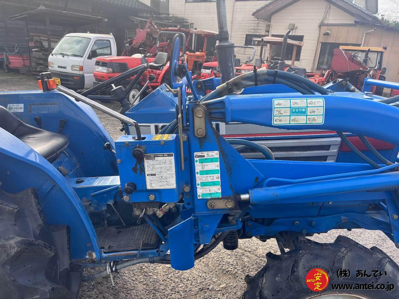 中古 23馬力イセキトラクターTL2300 フロントローダー付 ⚙ 中古農機具