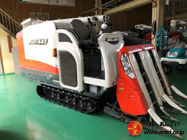 45馬力クボタコンバインARN445