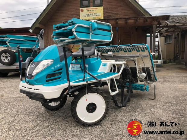  6条植クボタ田植機ZP67-T5こまきちゃん。