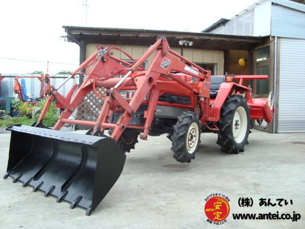 トラクター ヤンマー F215 21馬力 フロントローダー付き