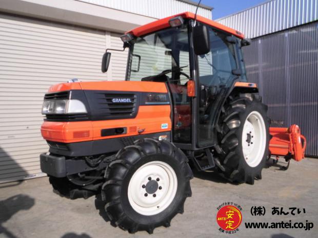 トラクター クボタ GL301 4駆 31馬力 キャビン付き