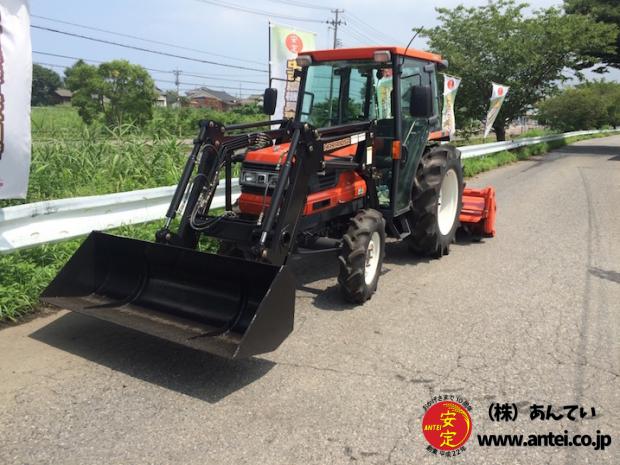 中古クボタトラクターGL417 42馬力 フロントローダーローダー付きき。