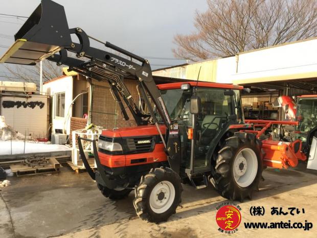 33馬力クボタトラクターGL321Qフロントローダー付き整備済みです。