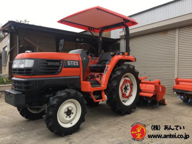 23馬力クボタトラクターGT23ハローかご車輪セット。