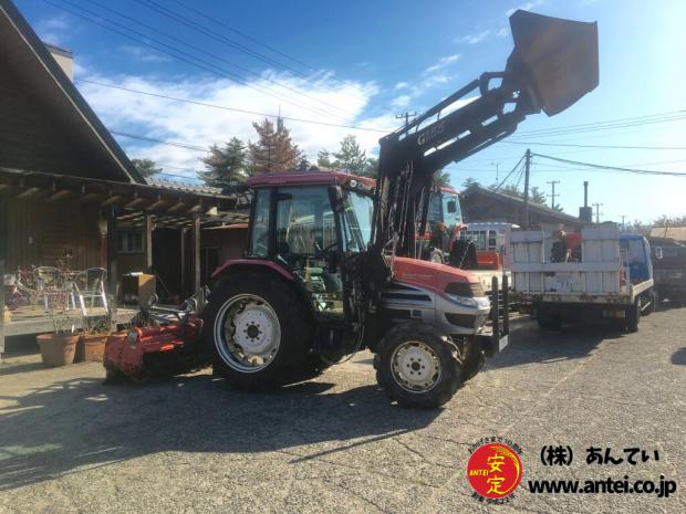 50馬力ヤンマートラクターEG650丸久155フロントローダー付き