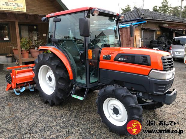 33馬力クボタトラクターKL33QエアコンキャビンUシフト。