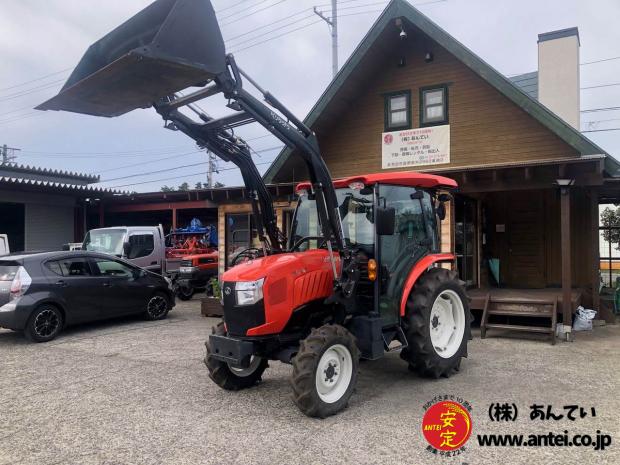 38馬力フロントローダー付きクボタトラクターSL38H